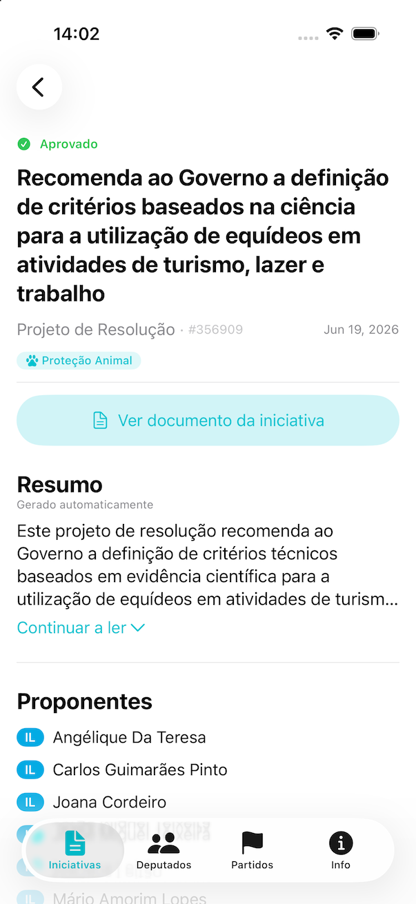 Detalhe de uma iniciativa, com resumo e proponentes